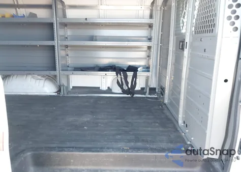 2010 Chevrolet Express 2500 Work Van z USA, uszkodzony, nr VIN 1GCZGFBA2A1181013